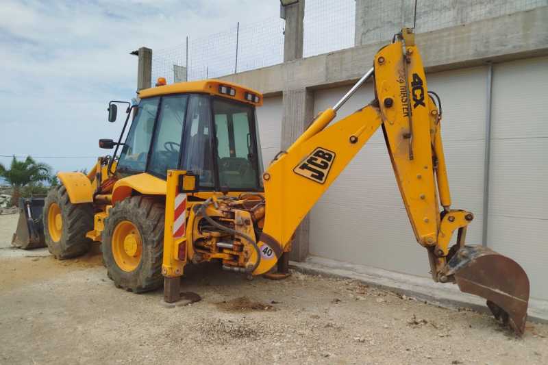 OmecoHub - Immagine JCB 4CX